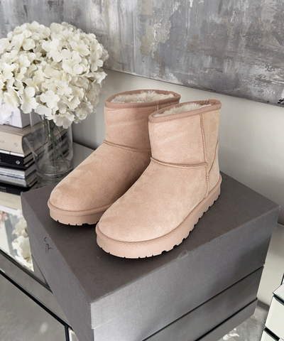 Gefütterte Boots Sana Hoch Beige Ladypolitan ♡