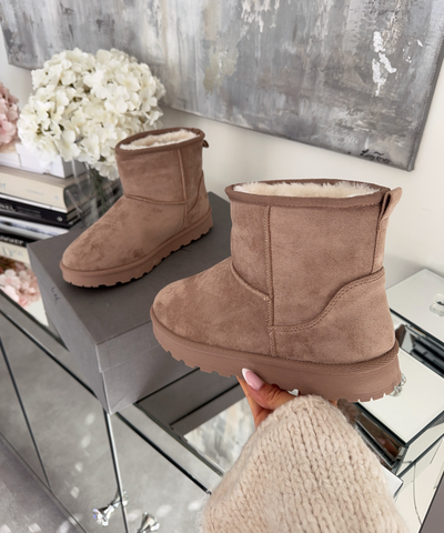 Gefütterte Boots Sana Hoch Taupe Ladypolitan ♡