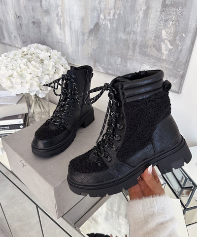 Boots Amali Schwarz  Ladypolitan ♡   