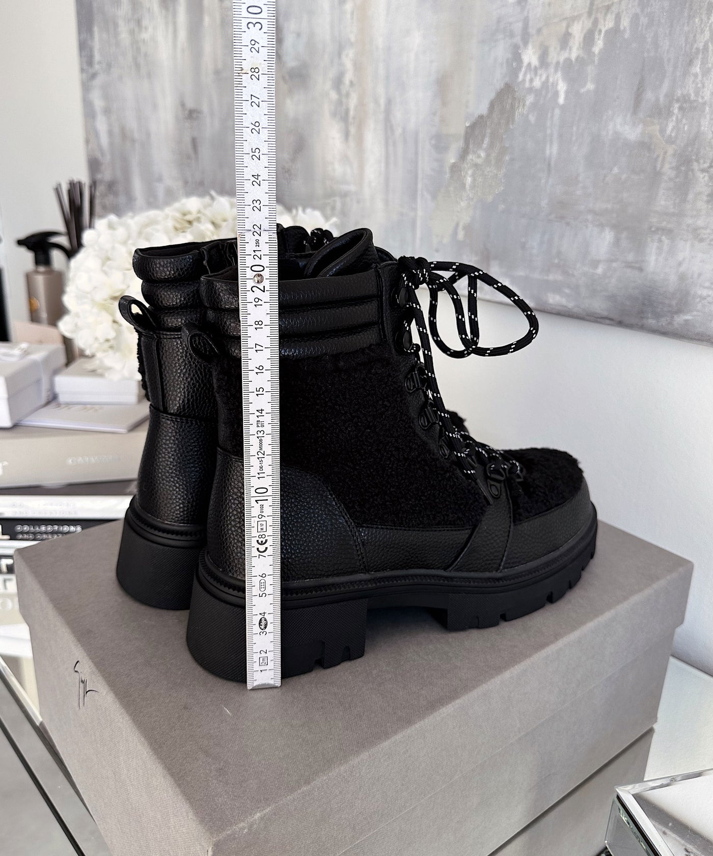 Boots Amali Schwarz  Ladypolitan ♡   