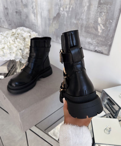 Boots Divinity Schwarz Gold  Ladypolitan ♡   