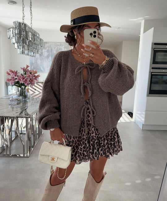 Fashion-Content aus dem Ladypolitan-Shop: brauner Cardigan im Spiegel-Look
