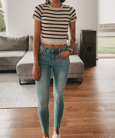 Crop T-Shirt Maite Beige  Ladypolitan ♡   