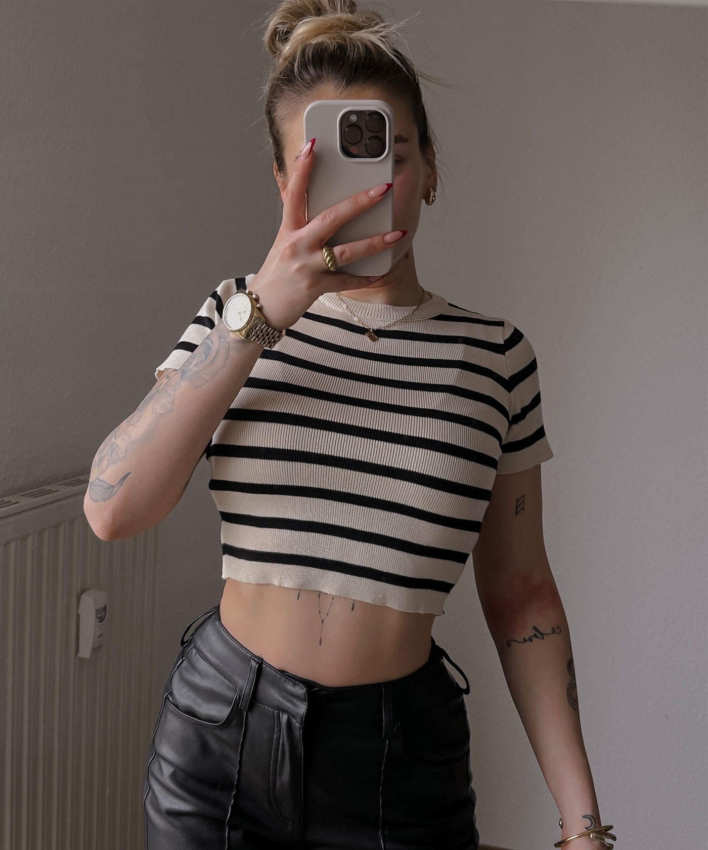 Crop T-Shirt Maite Beige  Ladypolitan ♡   