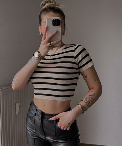 Crop T-Shirt Maite Beige  Ladypolitan ♡   