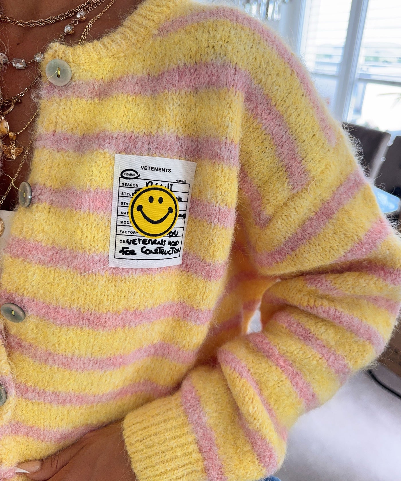Cardigan Smiley Streifen Gelb Rosa Ladypolitan ♡