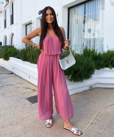 Eleganter Plissee Einteiler Beere Ladypolitan - Fashion Onlineshop für Damen