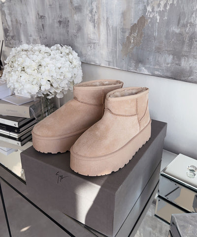 Gefütterte Plateau Boots Nina Beige  Ladypolitan ♡   