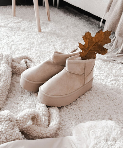 Gefütterte Plateau Boots Nina Beige  Ladypolitan ♡   