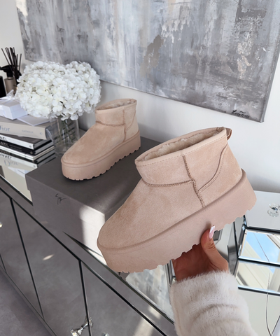 Gefütterte Plateau Boots Nina Beige  Ladypolitan ♡   