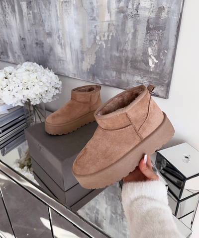 Gefütterte Plateau Boots Nina Camel  Ladypolitan ♡   
