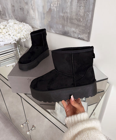 Gefütterte Plateau Boots Railey Hoch Schwarz  Ladypolitan ♡   