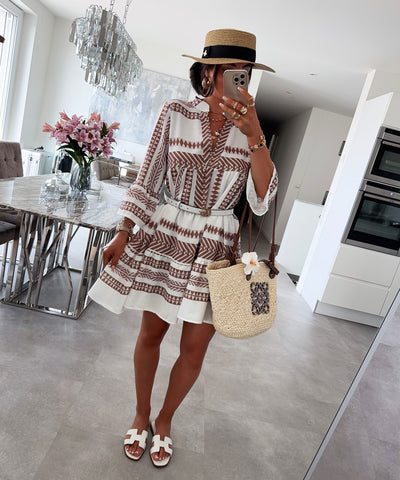 Kleid Santorini Beige Ladypolitan - Fashion Onlineshop für Damen