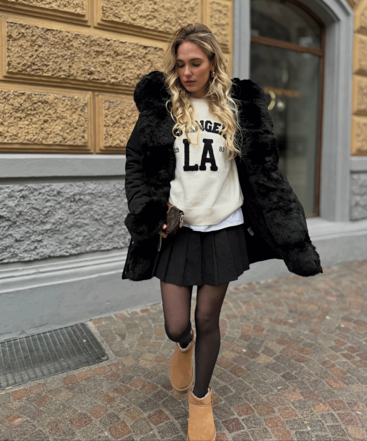 Kunstpelzjacke Glamour Schwarz  Ladypolitan - Fashion Onlineshop für Damen   