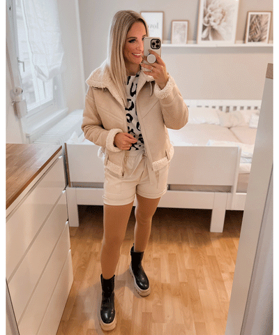 Leder Shorts Malaysia Beige  Ladypolitan - Fashion Onlineshop für Damen   
