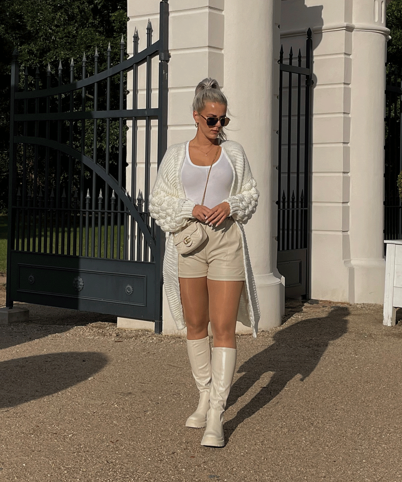 Leder Shorts Malaysia Beige  Ladypolitan - Fashion Onlineshop für Damen   