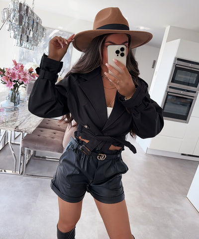 Leder Shorts Malaysia Schwarz  Ladypolitan - Fashion Onlineshop für Damen   