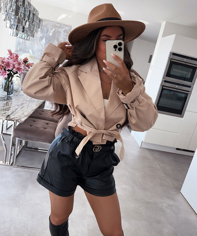 Leder Shorts Malaysia Schwarz  Ladypolitan - Fashion Onlineshop für Damen   