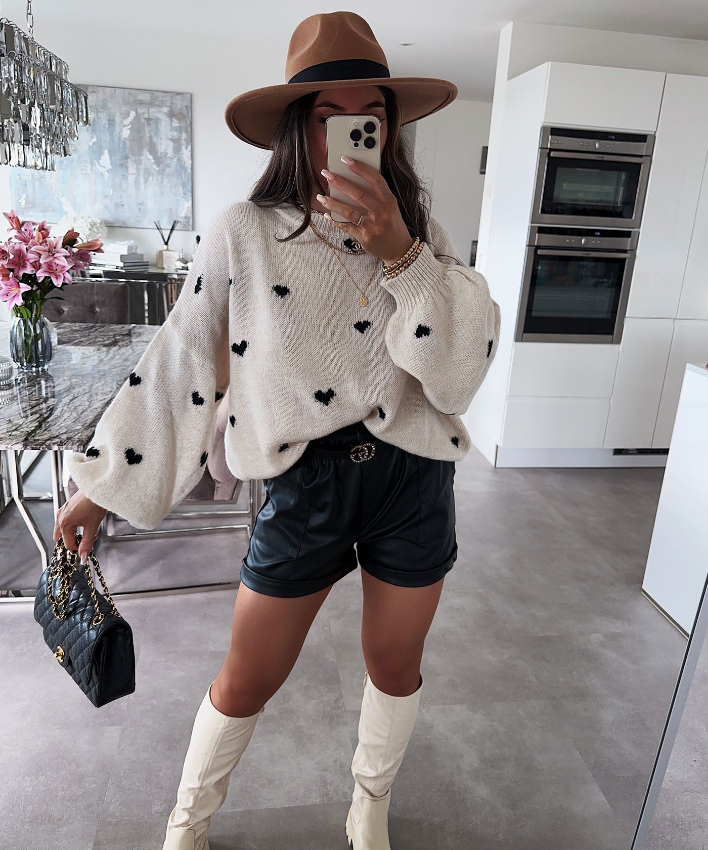 Leder Shorts Malaysia Schwarz  Ladypolitan - Fashion Onlineshop für Damen   