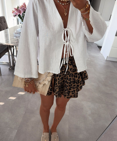 Leinen Bluse mit Schleifen Weiß Ladypolitan ♡