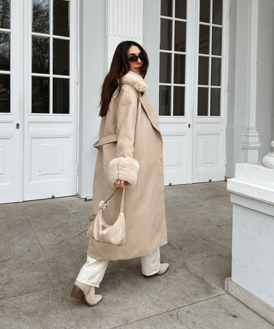 Mantel Jolie mit Felldetails Beige  Ladypolitan ♡   