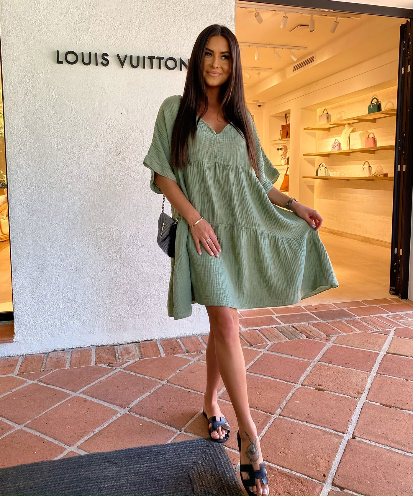 Musselin Kleid Leonora Khaki Ladypolitan ♡