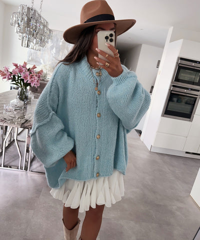 Oversize Strickjacke Jalsien Hellblau  Ladypolitan ♡   