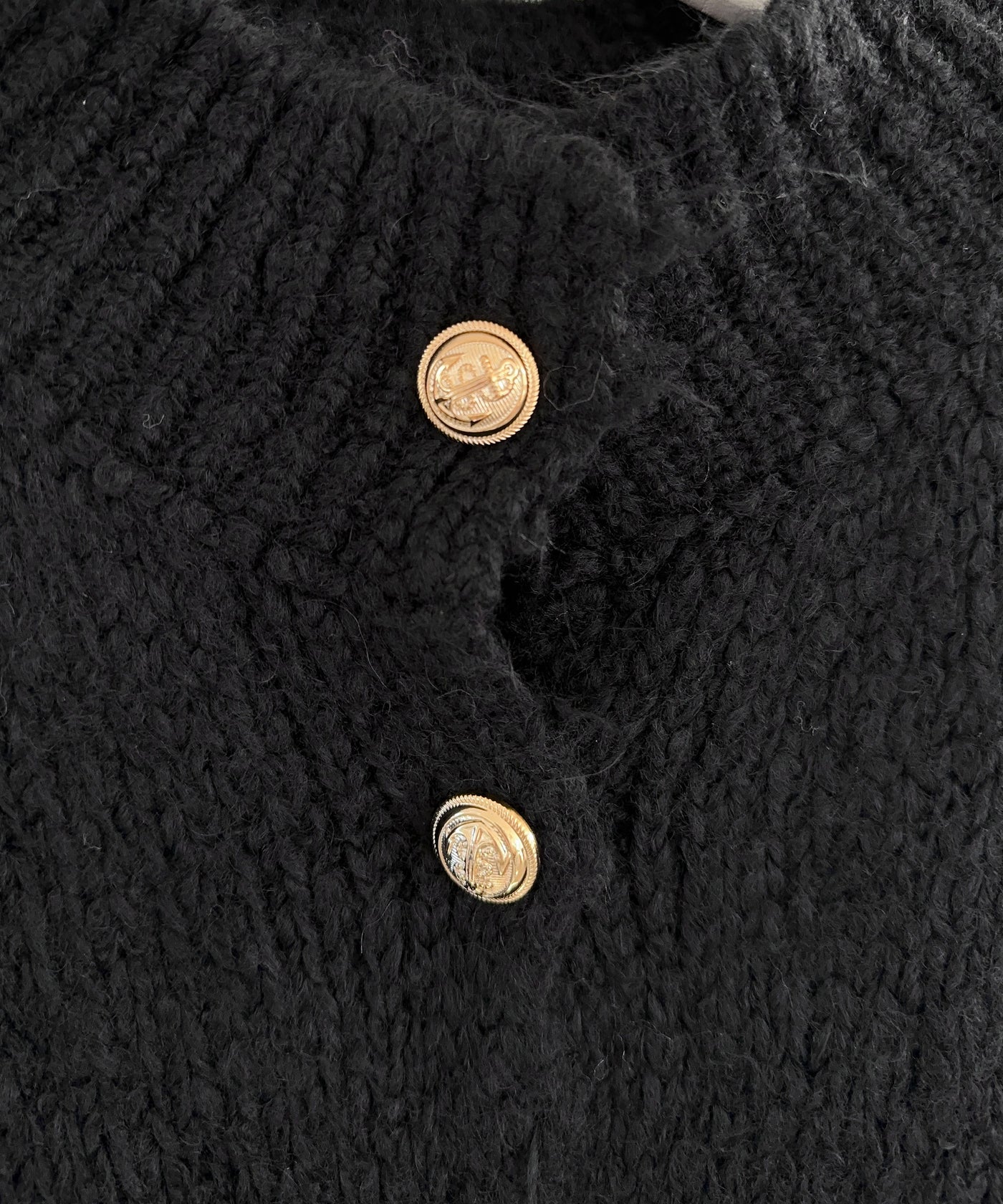 Oversize Strickjacke Jalsien Schwarz  Ladypolitan ♡   