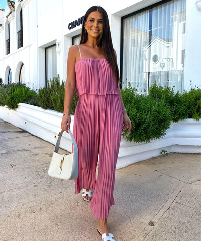 Eleganter Plissee Einteiler Beere Ladypolitan - Fashion Onlineshop für Damen