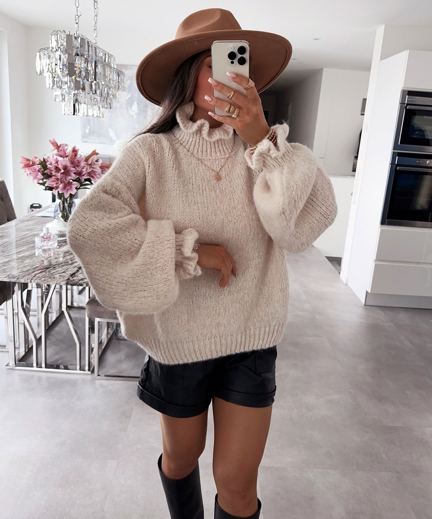 Pullover Caja Beige  Ladypolitan ♡   