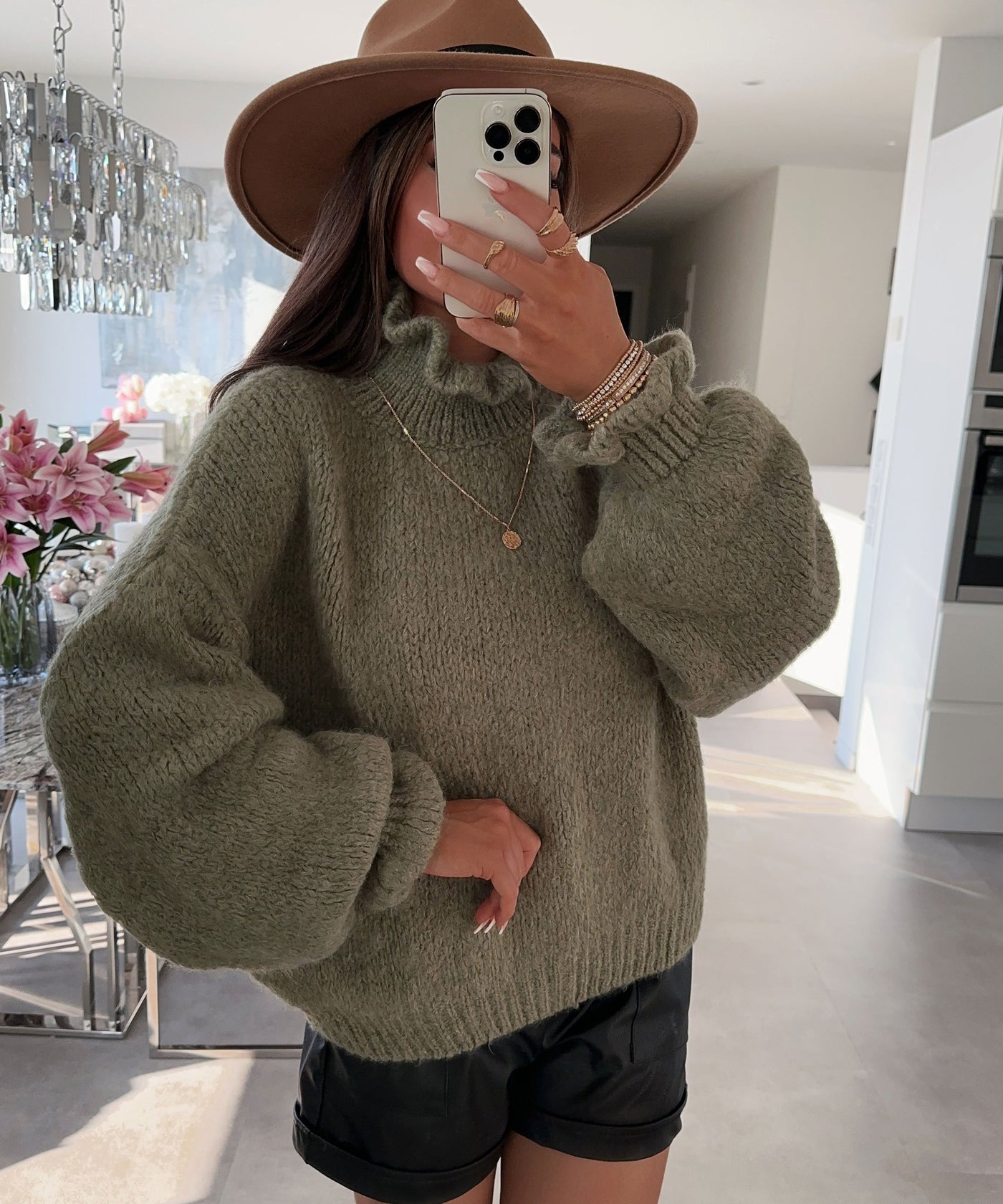 Pullover Caja Khaki  Ladypolitan ♡   