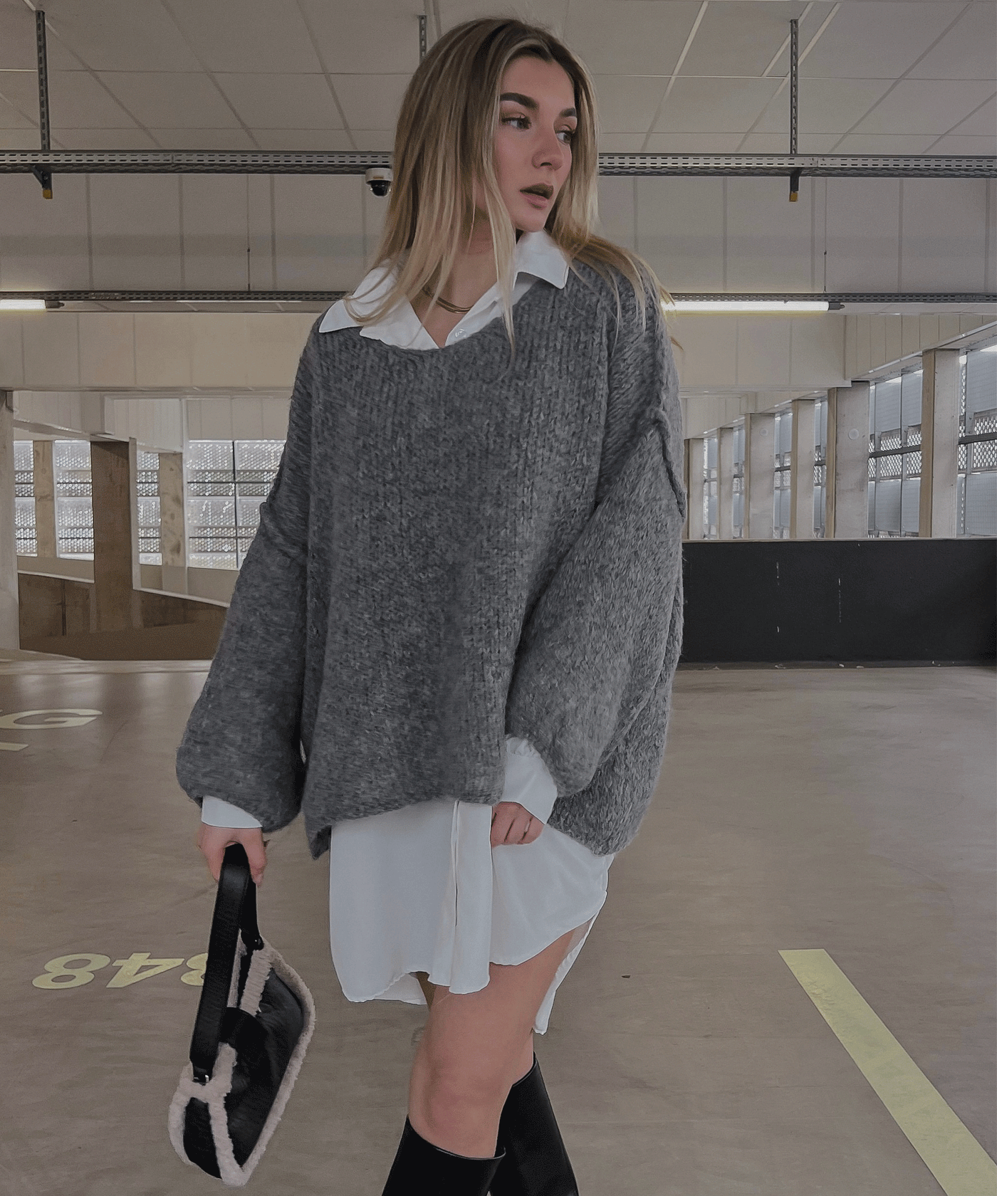 Pullover Cinderella Dunkelgrau  Ladypolitan ♡   