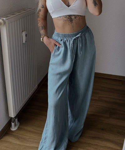 Stoffhose Wren Hellblau Ladypolitan ♡