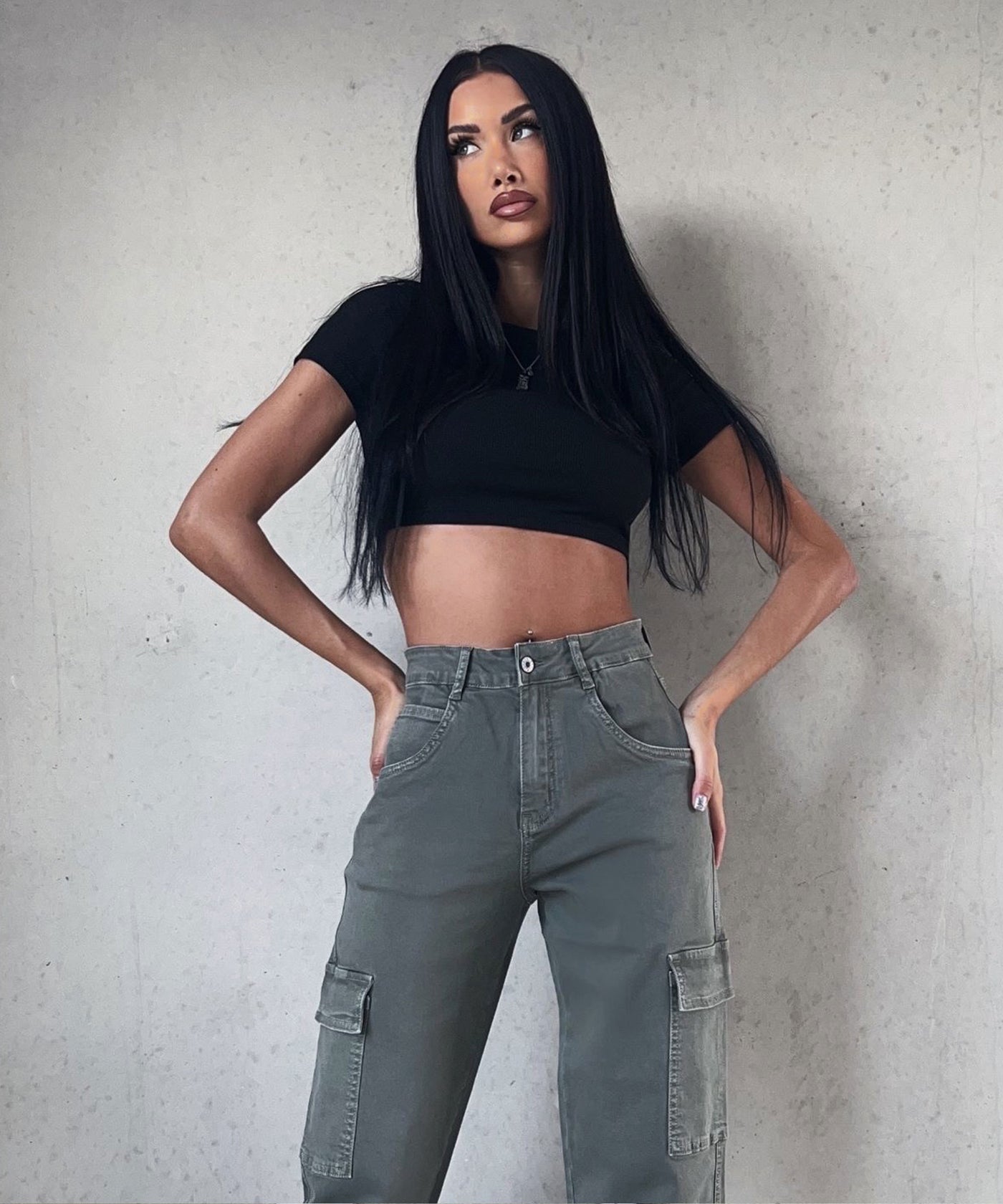 Stretch Cargo Hose Eva Khaki  Ladypolitan ♡   