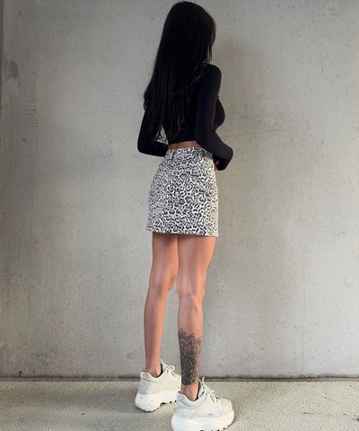 Stretch Rock Sunila Leo Ladypolitan ♡