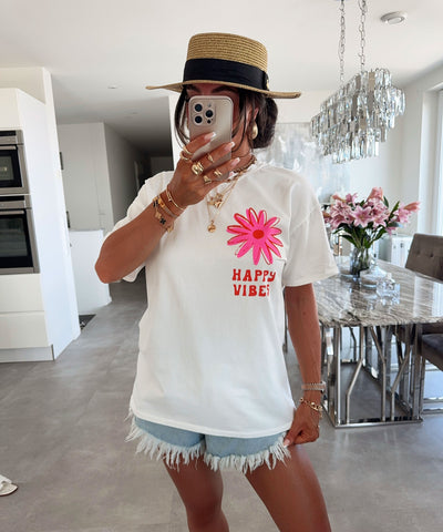 T-Shirt Happy Vibes Vintage Weiß Ladypolitan ♡