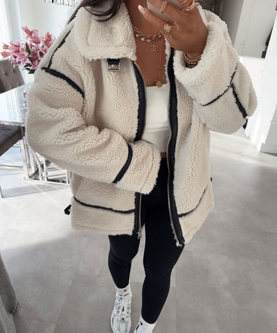 Teddyfelljacke Snow Cremeweiß  Ladypolitan ♡   