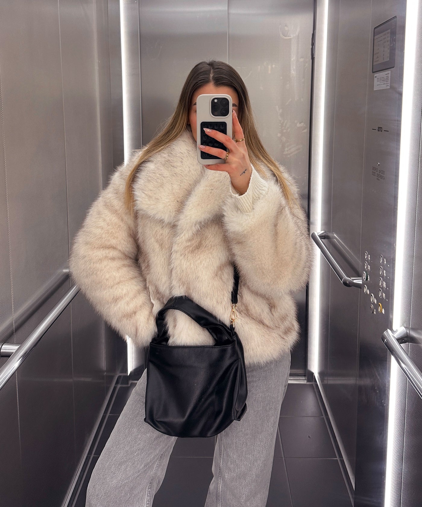 Felljacke Anastasia Weiß Ladypolitan ♡