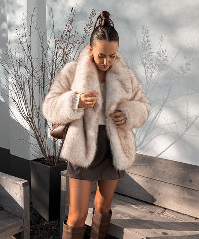 Felljacke Anastasia Weiß Ladypolitan ♡