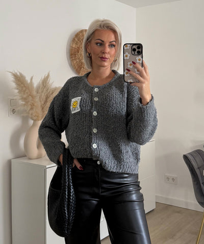 Boucle Cardigan Lalya Grau Ladypolitan ♡