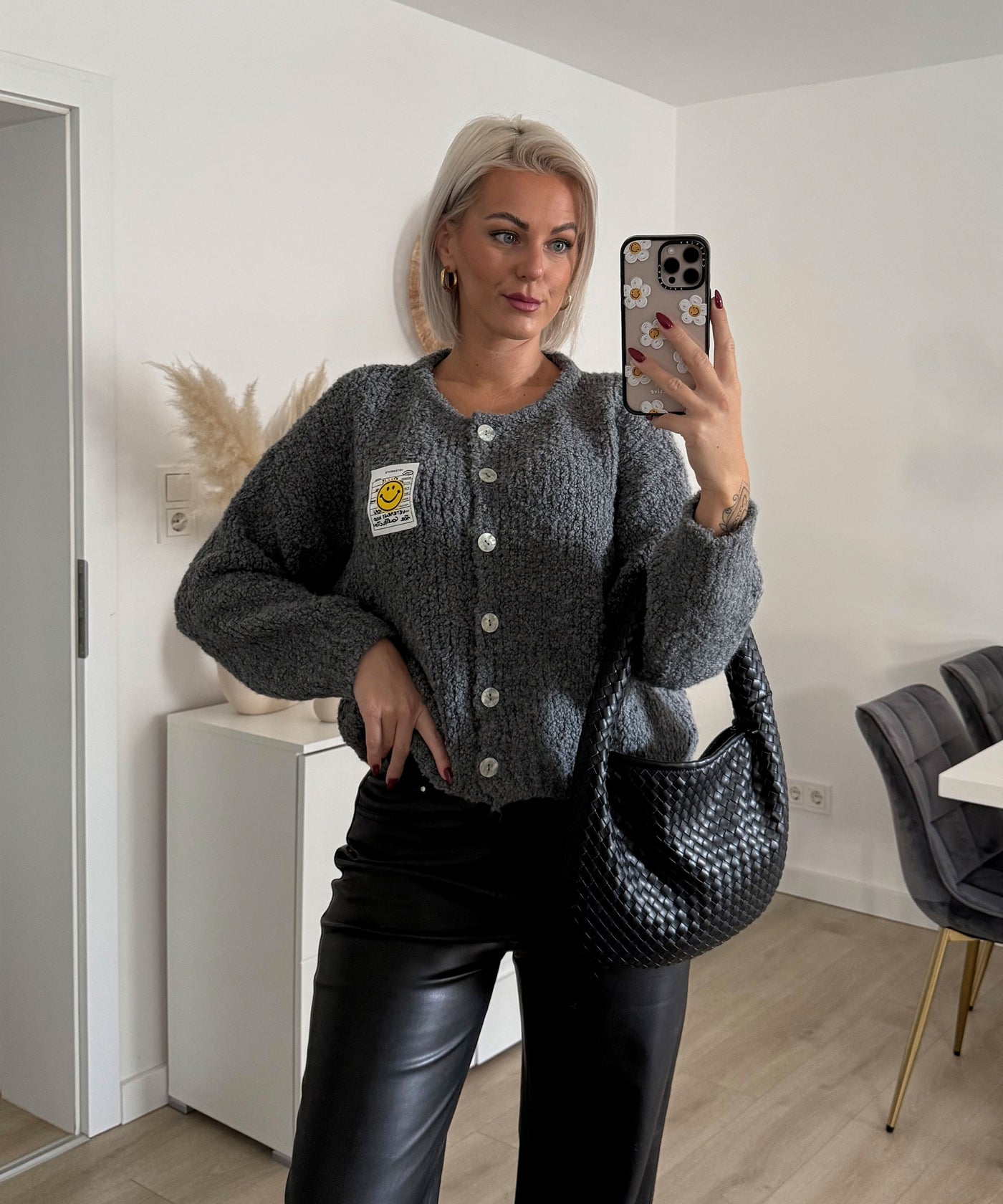 Boucle Cardigan Lalya Grau Ladypolitan ♡