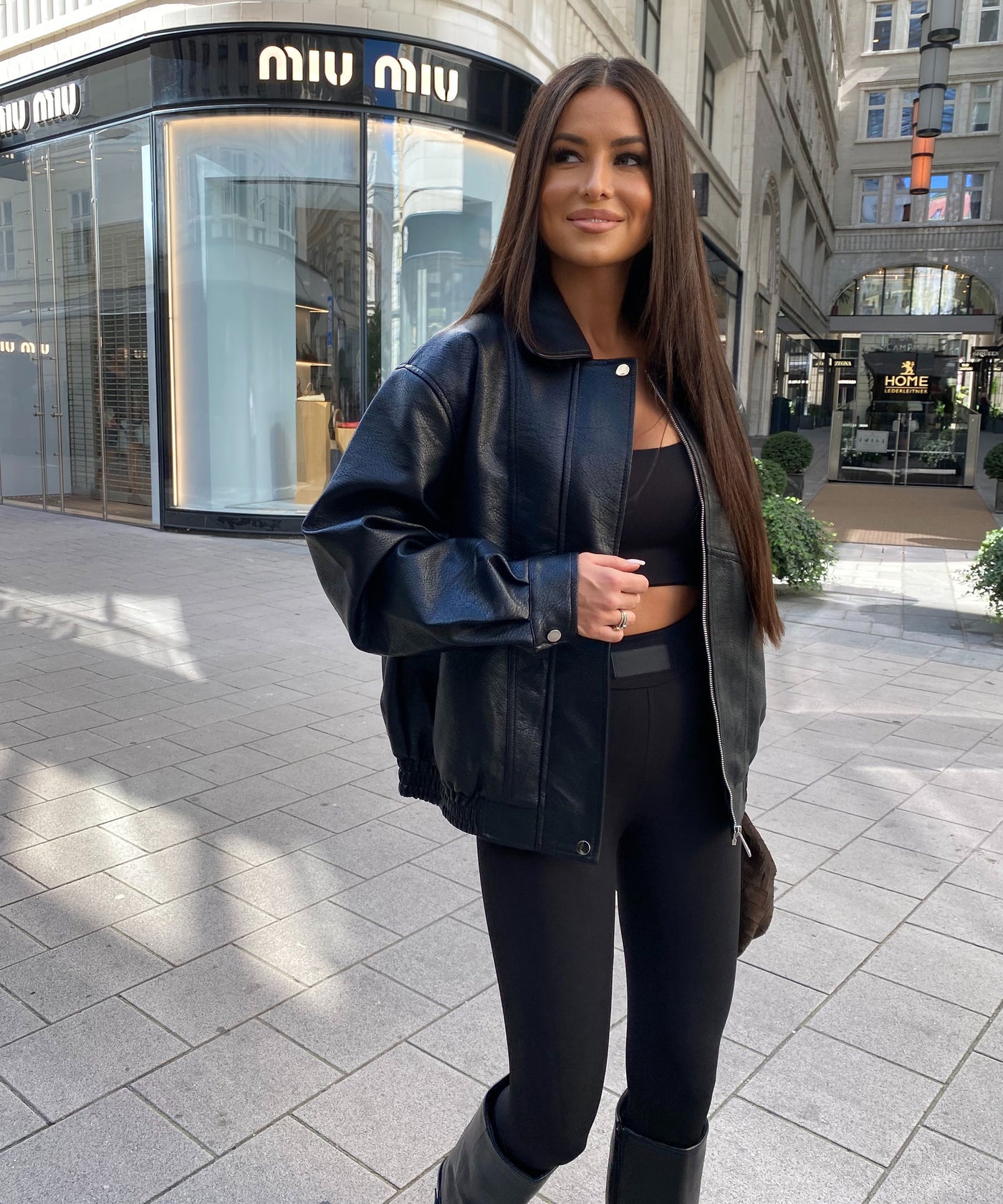 Oversize Lederjacke Hana Schwarz Ladypolitan ♡