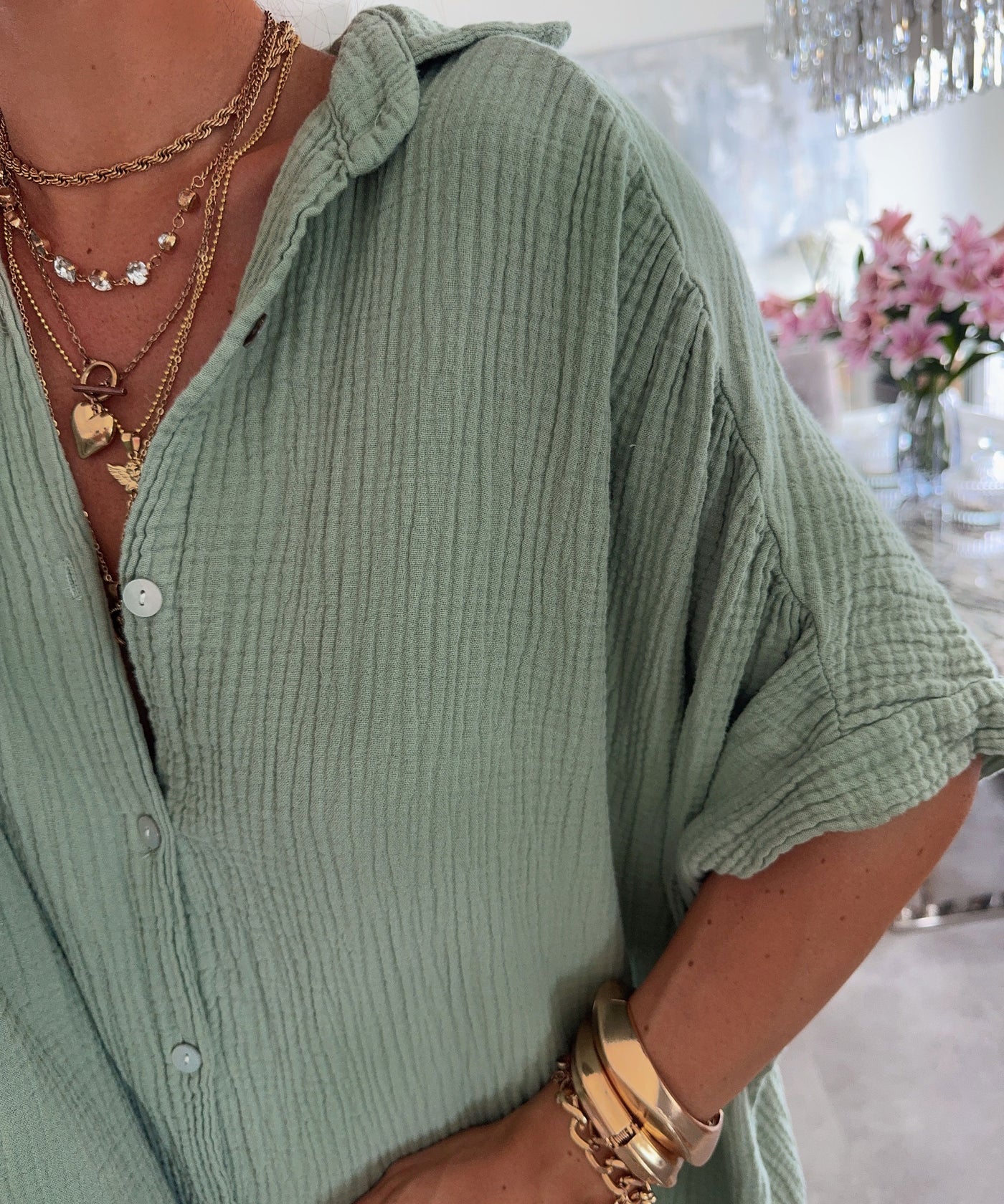 Ultra Oversize Musselin Bluse Kurzarm Nina Khaki Ladypolitan ♡