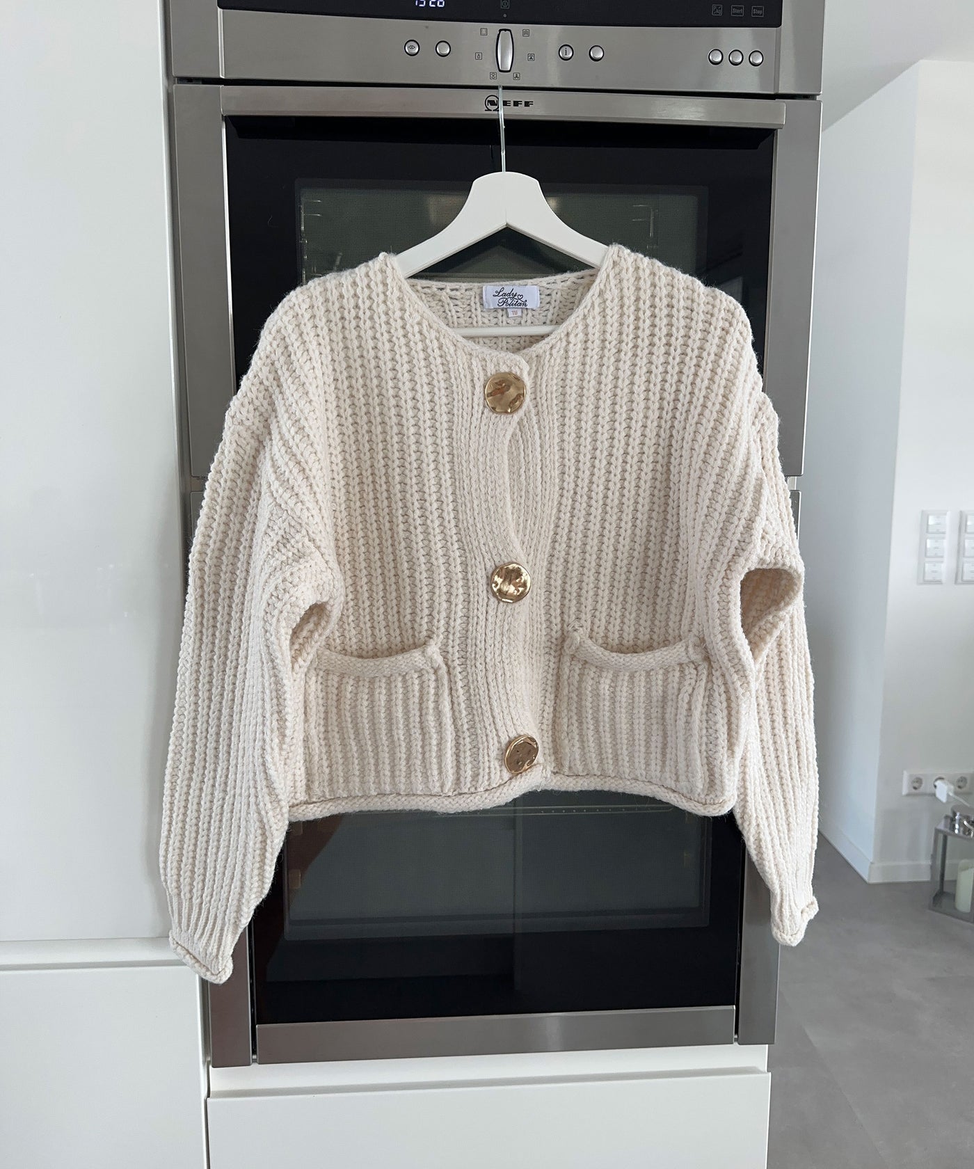 Cardigan Zariah Beige  Ladypolitan ♡   