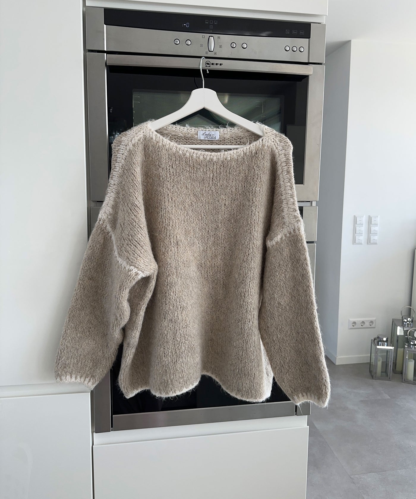 Pullover Helena Taupe  Ladypolitan ♡   