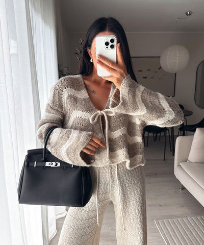 Strickjacke Leali Taupe Ladypolitan ♡