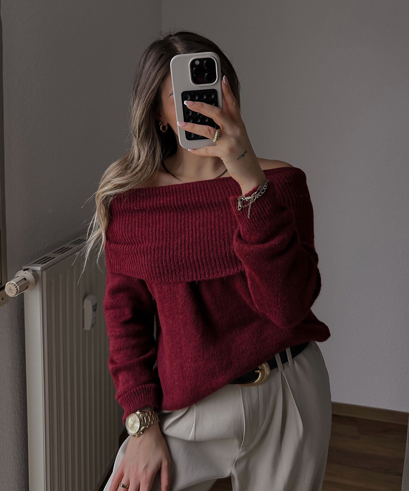 Schulterfreier Pullover Liz Weinrot Ladypolitan ♡