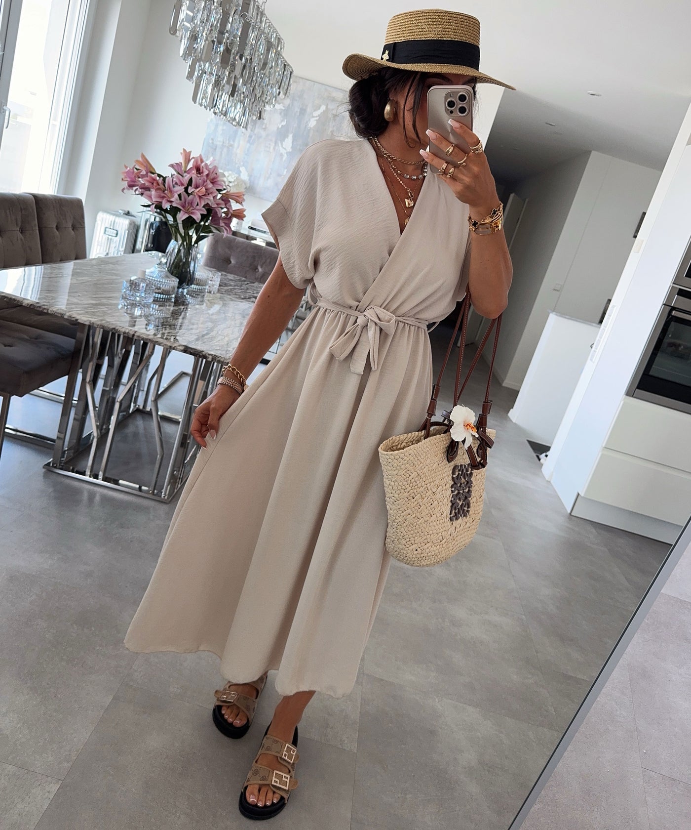 Kleid Enja Beige Ladypolitan ♡