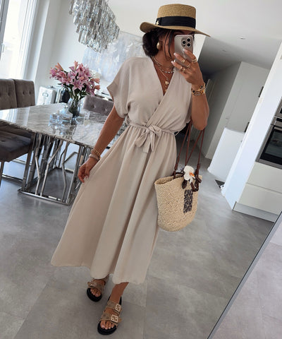 Kleid Enja Beige Ladypolitan ♡
