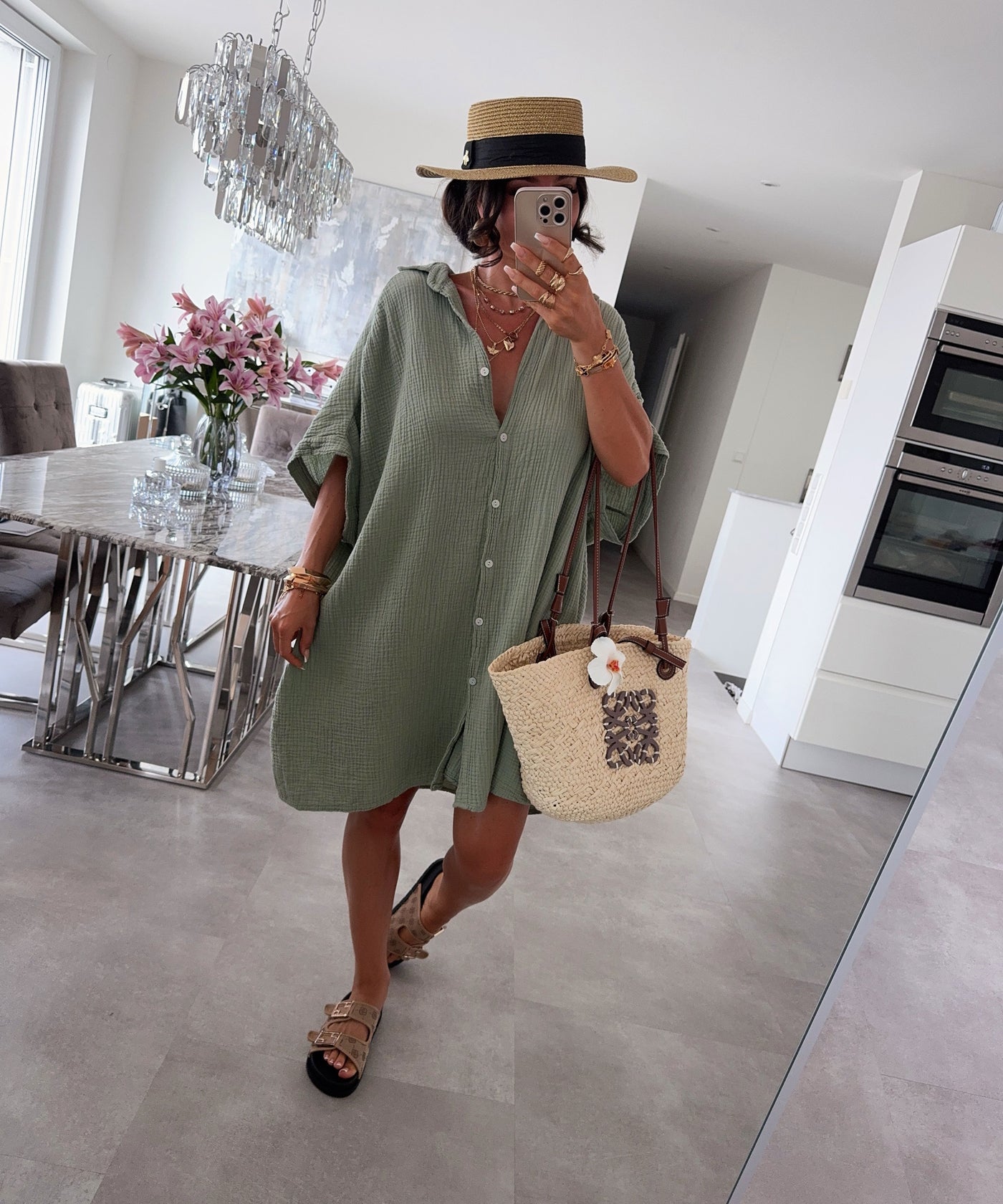 Ultra Oversize Musselin Bluse Kurzarm Nina Khaki Ladypolitan ♡